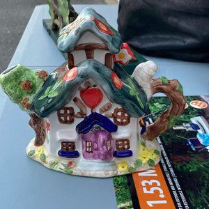 Teapot Ceramic WCL Novelty Cottage Shape